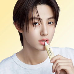 SOLID IN Lip Essence